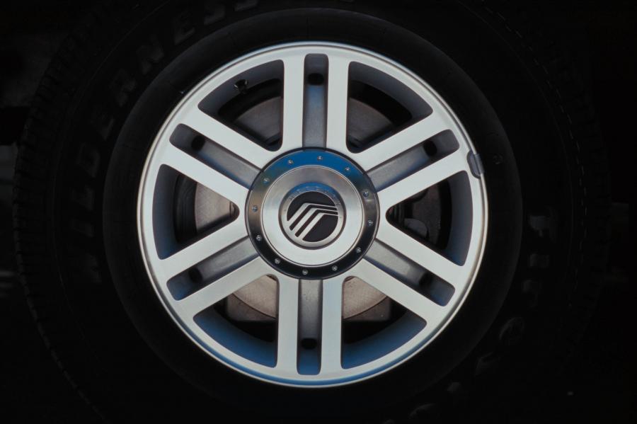  Mercury Mountaineer 2002 года  (фото 66 из 73)